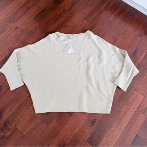 Philosophy Cream Gold Sparkle Batwing Sleeve Sweater